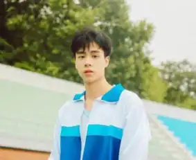 白敬亭在哪里更新了帅照
