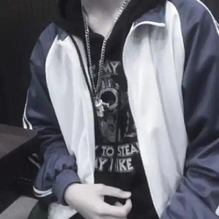 帅气的男生头像半身看不到脸的
