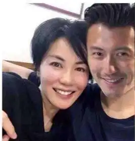 谢霆锋主动秀恩爱,桀骜不驯的他为什么会爱上比大他11岁的王菲
