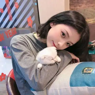 特别吸引人的头像,更吸引人的美女最新首发
