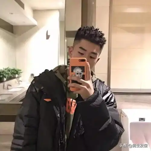 男生露额发型有4种剪法剪对就不难看了
