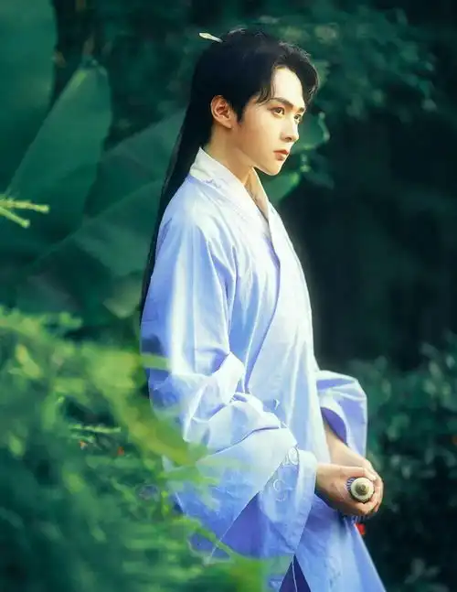 好看的古风真人美男壁纸
