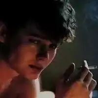 男生痛苦伤心流泪头像微信头像图片大全
