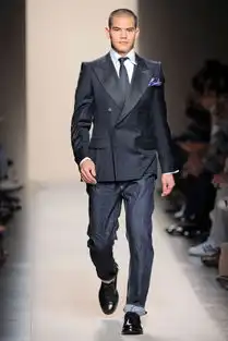 bottegaveneta2010春夏男装发布秀bottegavenetat台展示
