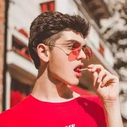 心形脸男生适合什么发型时尚短发让你一次帅个够
