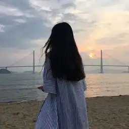 你们的女生背影杀手图片完美的侧颜
