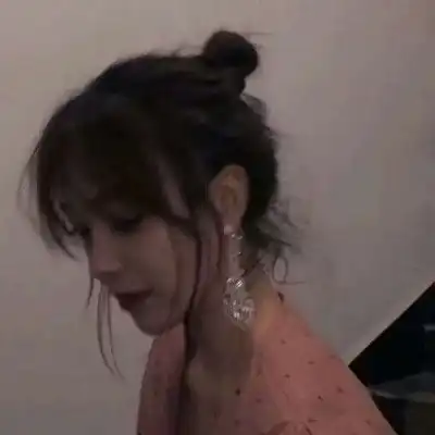 ins仙气女生头像
