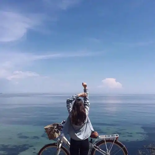 我追踪了1万例婚姻,发现男人最喜欢的老婆,不是小鸟依人型,也不是貌美如花型,而是
