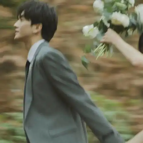 壁纸丨喜欢自由就要尝遍各种孤独
