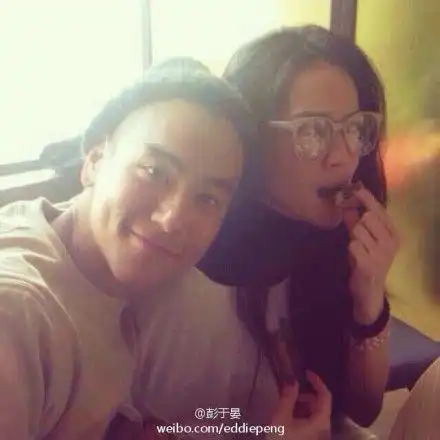 舒淇喊话冯德伦不开心就分离吧网友喊话星爷机会来了
