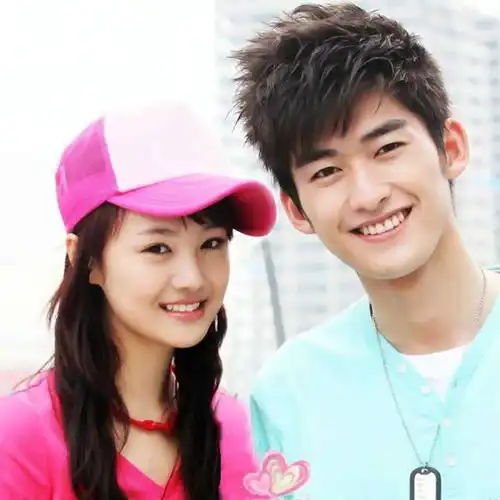 郑爽落难,娱乐圈无一人声援,昔日称兄道弟的朋友哪去了
