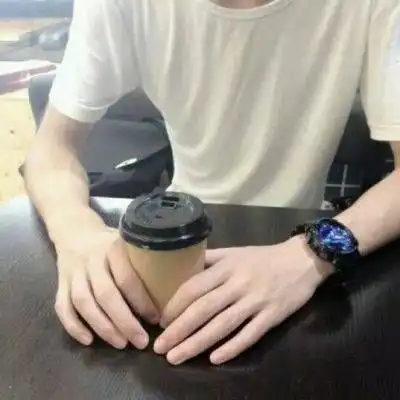 成熟气质男头像
