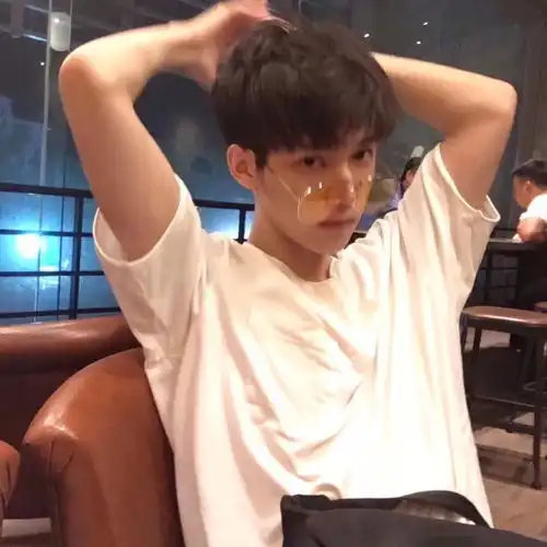 宝藏稀有男头
