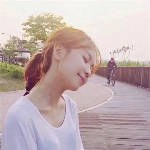 聪明的女人,不会在朋友圈发这三种动态