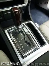 美式霸气德式严谨评测克莱斯勒300c
