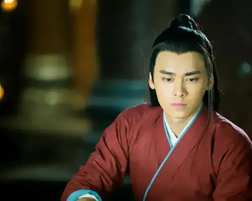 继麻雀之后,李易峰又出演隐秘而伟大,女主令人意外
