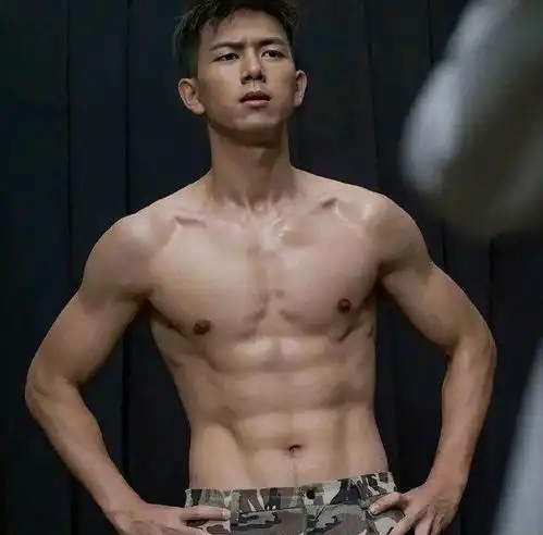 岳云鹏搞笑日常,常年逗哏反被逗,强将手下无弱兵
