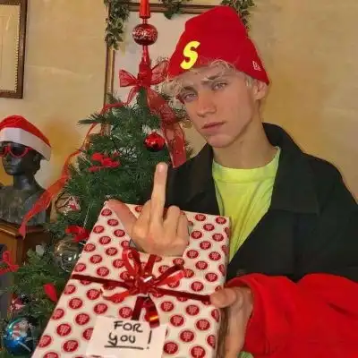 欧美男孩纸的头像来啦第四张貌似男生头像我要个性网
