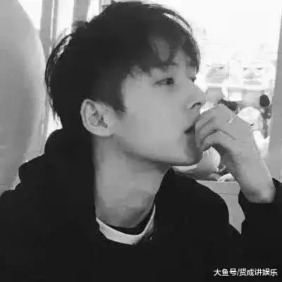 男生分手的当晚,都在想什么网友回答太真实
