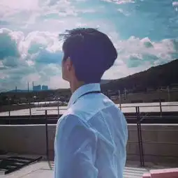 我好像在那儿见过你
