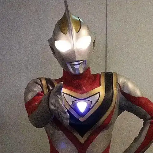 头像带点符号的可爱自拍文案
