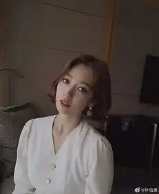 张馨予剪短发宛如男爱豆,短发造型原来这样打造
