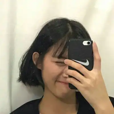 女生头像真人手机挡脸容下幸福和难过才会花好月圆
