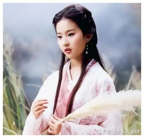 舒畅15岁,刘亦菲16岁,看到王语嫣金庸没骗人
