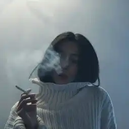 有人哄才有资格哭,没人哄你哭个屁
