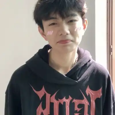 超酷男生头像
