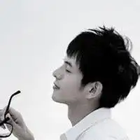网红侧脸图片男微信头像图片大全
