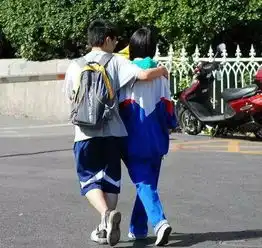 云南15岁男孩与12岁女孩早恋发生性关系女方家长报警
