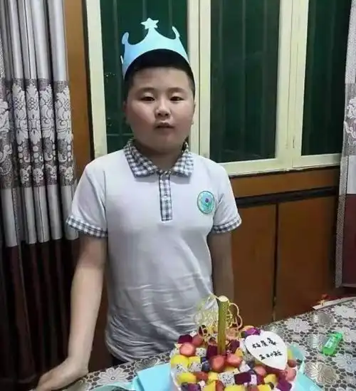 陕西11岁男童失踪7天,母亲没睡过一个好觉闭眼就梦见儿子回来了
