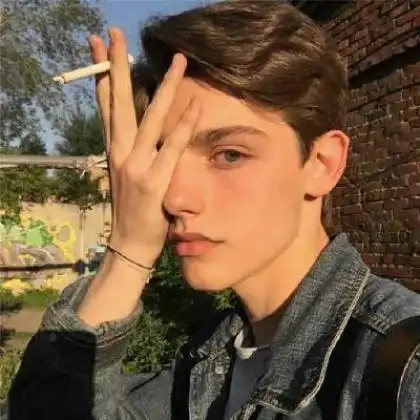 qq头像男生欧美范帅气图片,男人的温柔败给你的自由
