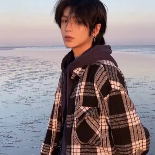 男头让女孩子充满安全感
