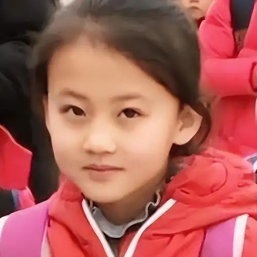 3年前,宁夏7岁小女孩一笑成名,后拒百万签约,如今怎么样了
