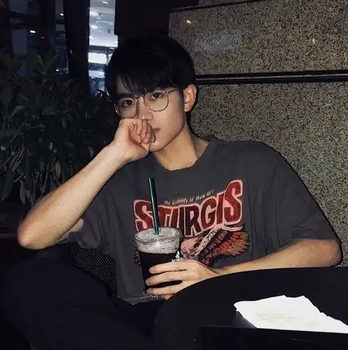 男生分手后四种发泄方式,看到最后一点认真的吗