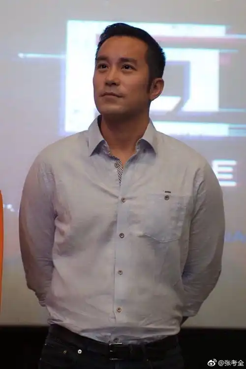 10位台湾演艺圈帅爸瘦子霸气认爱护妻修杰楷受封新好男人他竟然是3个孩子的爸
