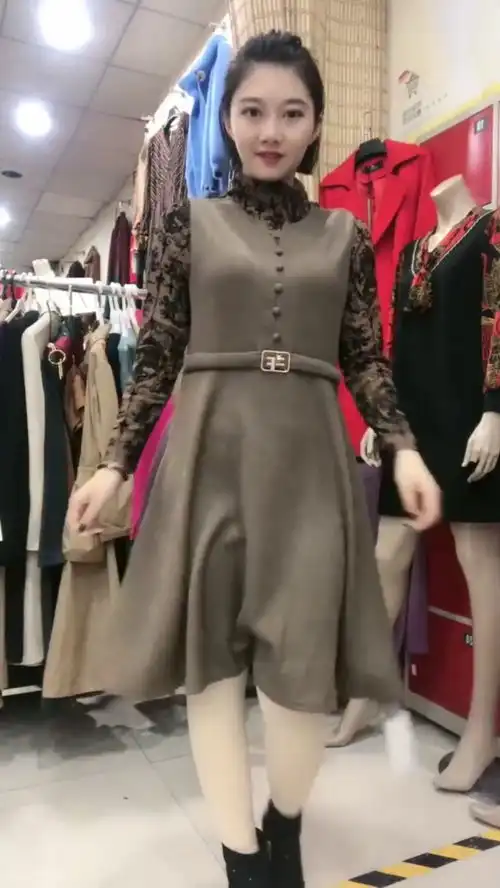 连衣裙女士,高调精致
