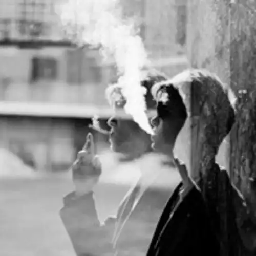 此图片加字的有没有

