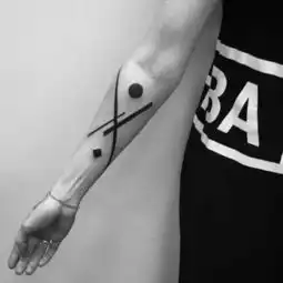 6叔全身的黑灰纹身够帅,但这10款纹身比他玩得更疯
