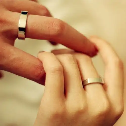 姑姑,你为什么还不结婚
