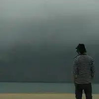 背影头像男生孤独黑白微信头像图片大全
