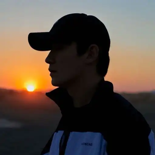 送你一个夜晚zyl
