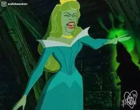 不可能这么完美国外大触画出迪士尼公主的崩坏瞬间
