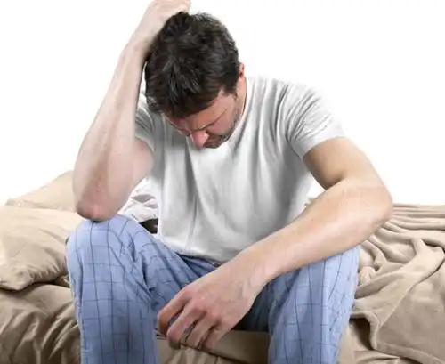 肝不好不能吃芹菜医生提醒不想患上肝硬化,4物千万别贪多了
