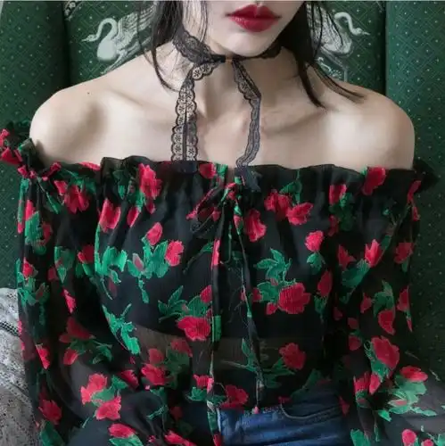 女生漂亮的锁骨是否对男生具有吸引力
