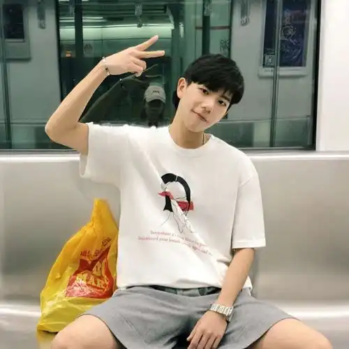 茶儿.ins风男头他会找到他的男生头像我要个性网
