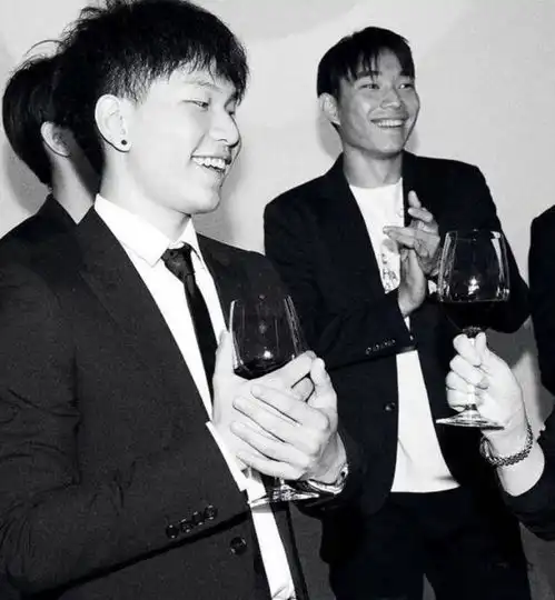 没有继承陈坤高颜值18岁儿子野蛮式长大,母亲是谁很明显
