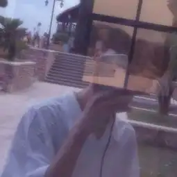 哭泣头像男真人车祸